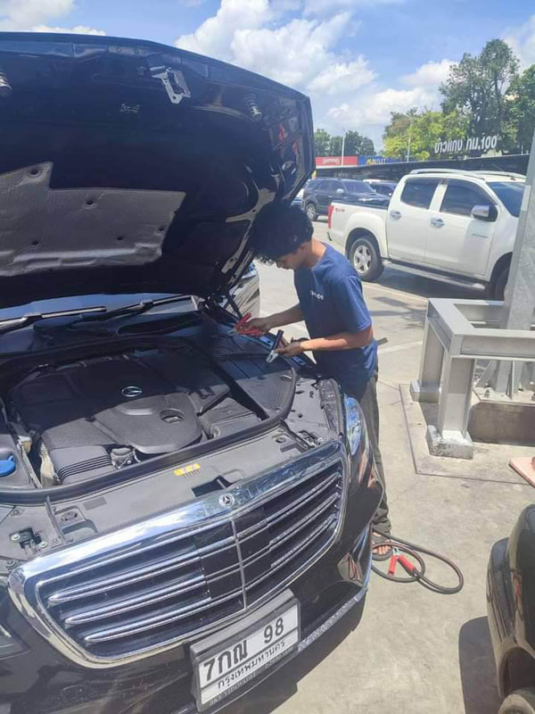 บริการซ่อมรถนอกสถานที่ 9DService